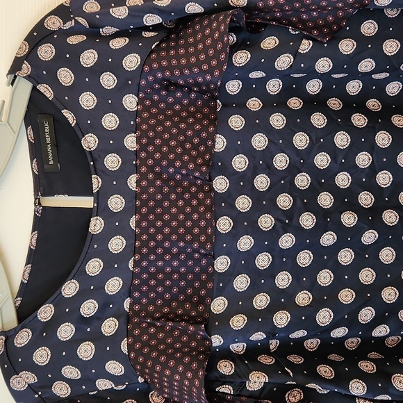 Banana Republic Foulard Silk Ruffle Dress Navy Size L - Picture 2 of 15